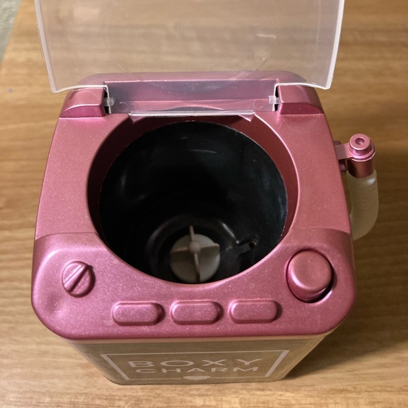 Boxycharm Beauty Washing Machine - Picture 2 of 3